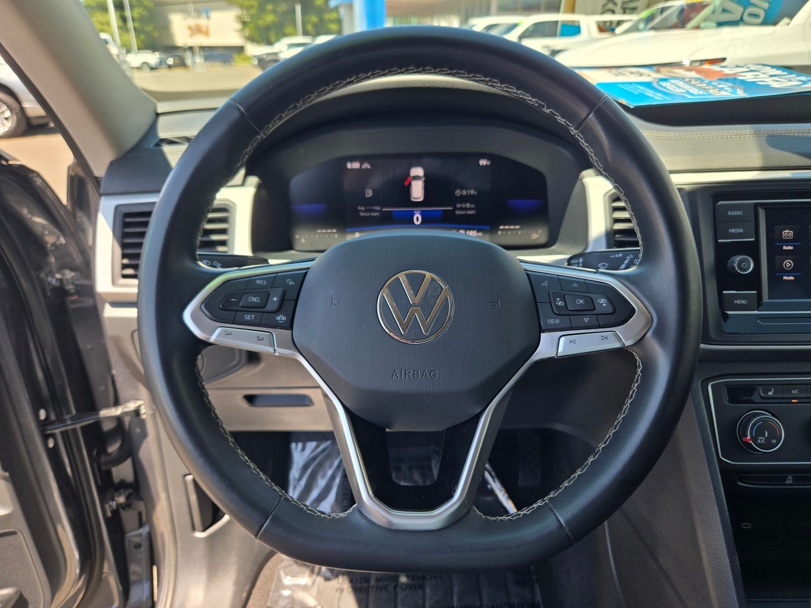 Used 2023 Gray Volkswagen 2.0T SE image 20