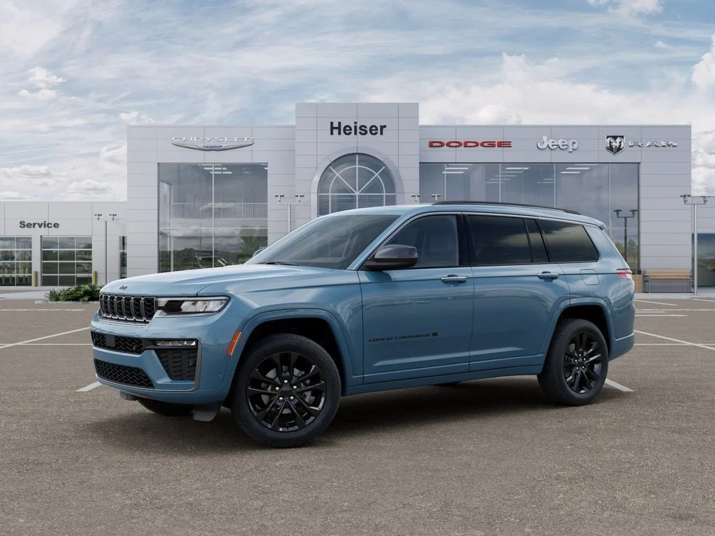 New 2026 Steel Blue Exterior Paint Jeep Limited Reserve image 2