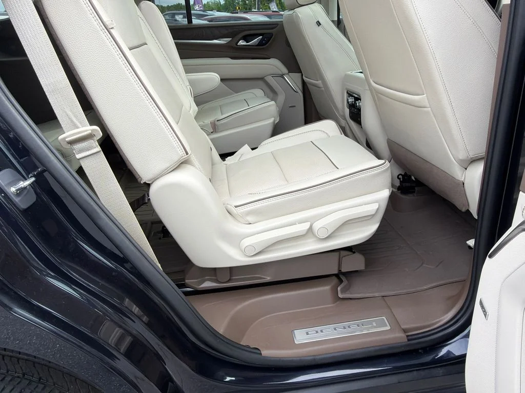 Used 2023 Blue GMC Denali image 15