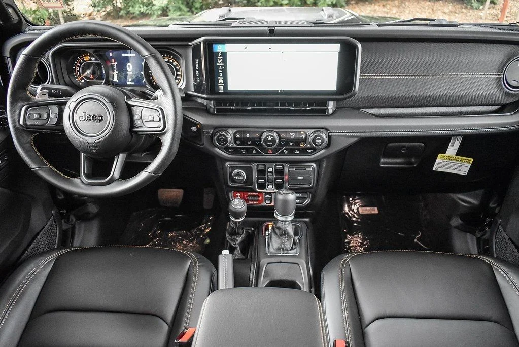 2025 Jeep Wrangler 4-Door Rubicon 392 Final Edition - Photo 12