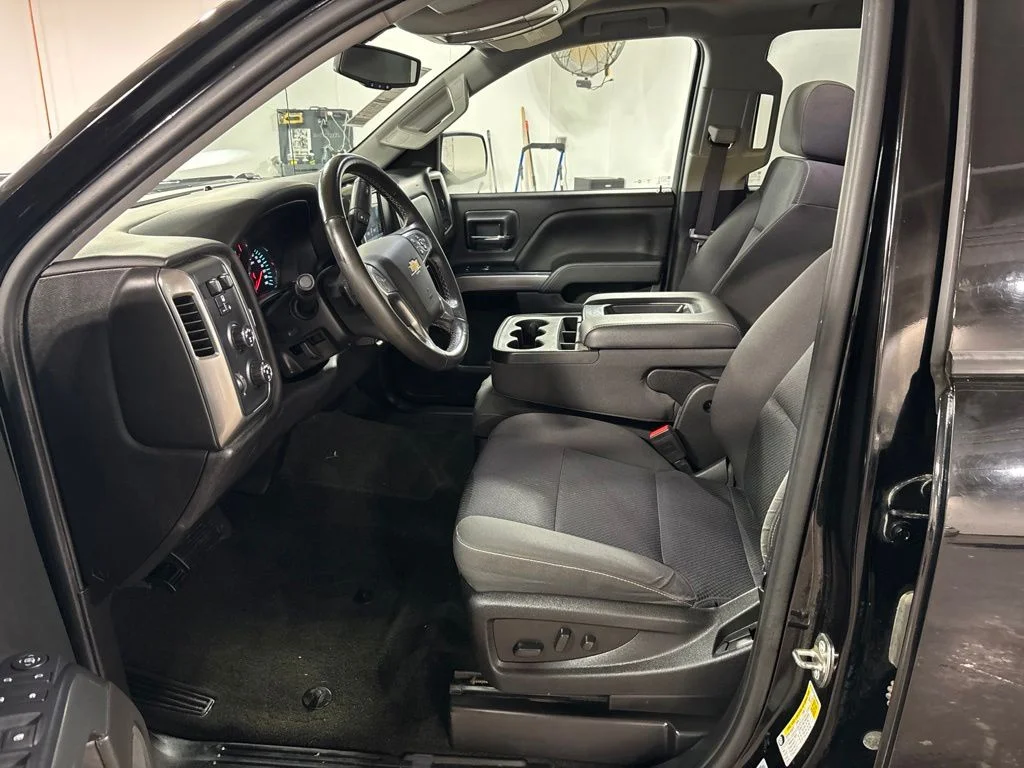 Used 2017 Black Chevrolet LT image 25