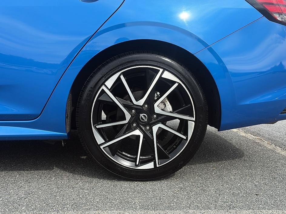 Used 2025 Electric Blue Metallic Nissan SR image 20