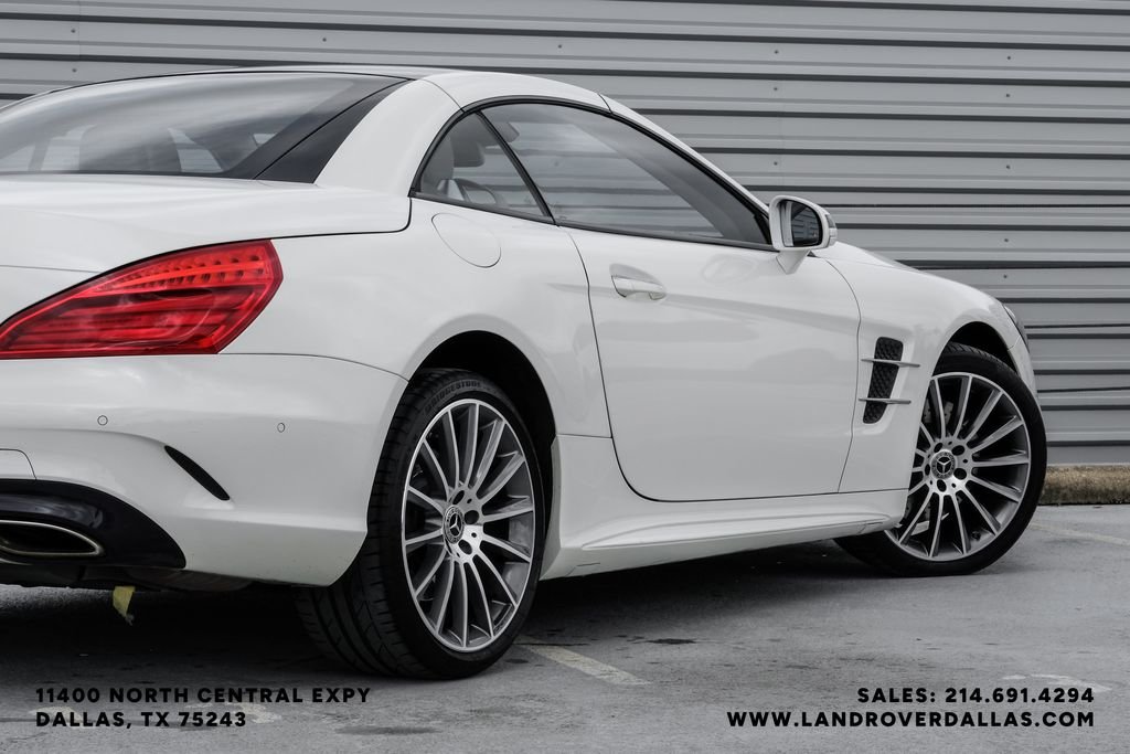 Used 2018 White Mercedes-Benz SL 550 image 10