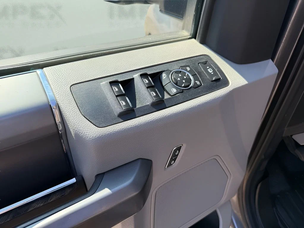 Used 2021 Gray Ford XLT image 22
