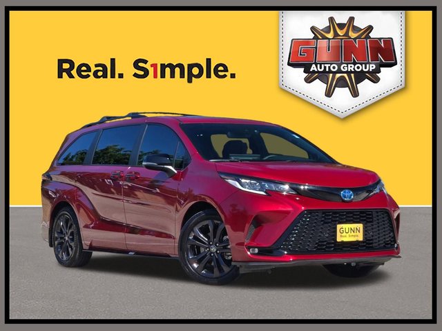 2025 Toyota Sienna XSE