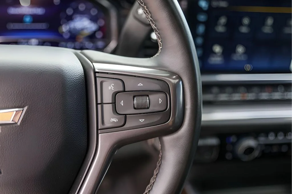 Used 2024 White Chevrolet High Country image 16