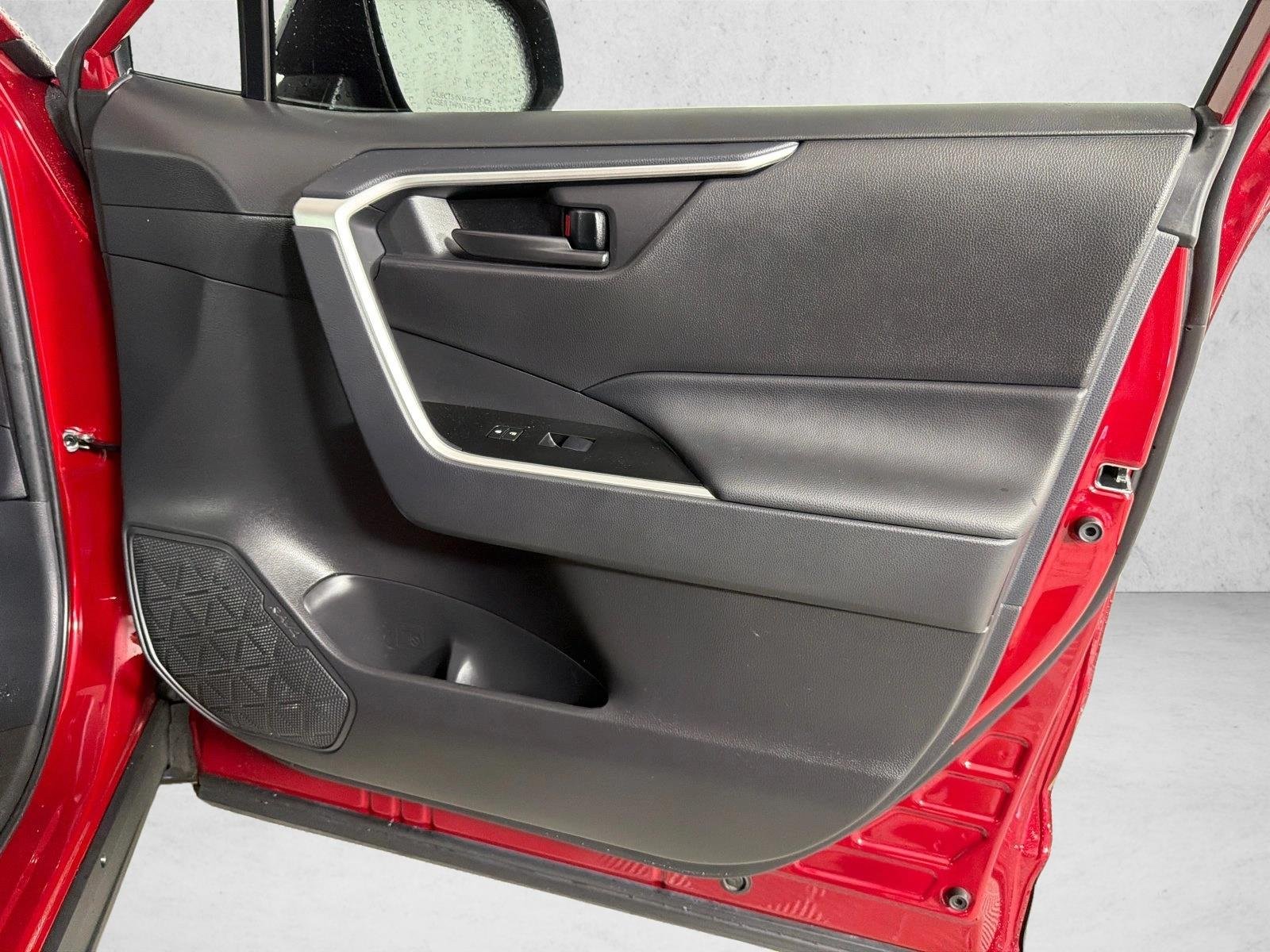 Used 2025 Ruby Flare Pearl Toyota LE image 14