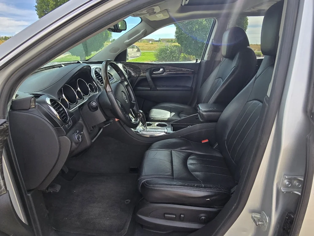Used 2013 Quicksilver Metallic Buick Leather image 12