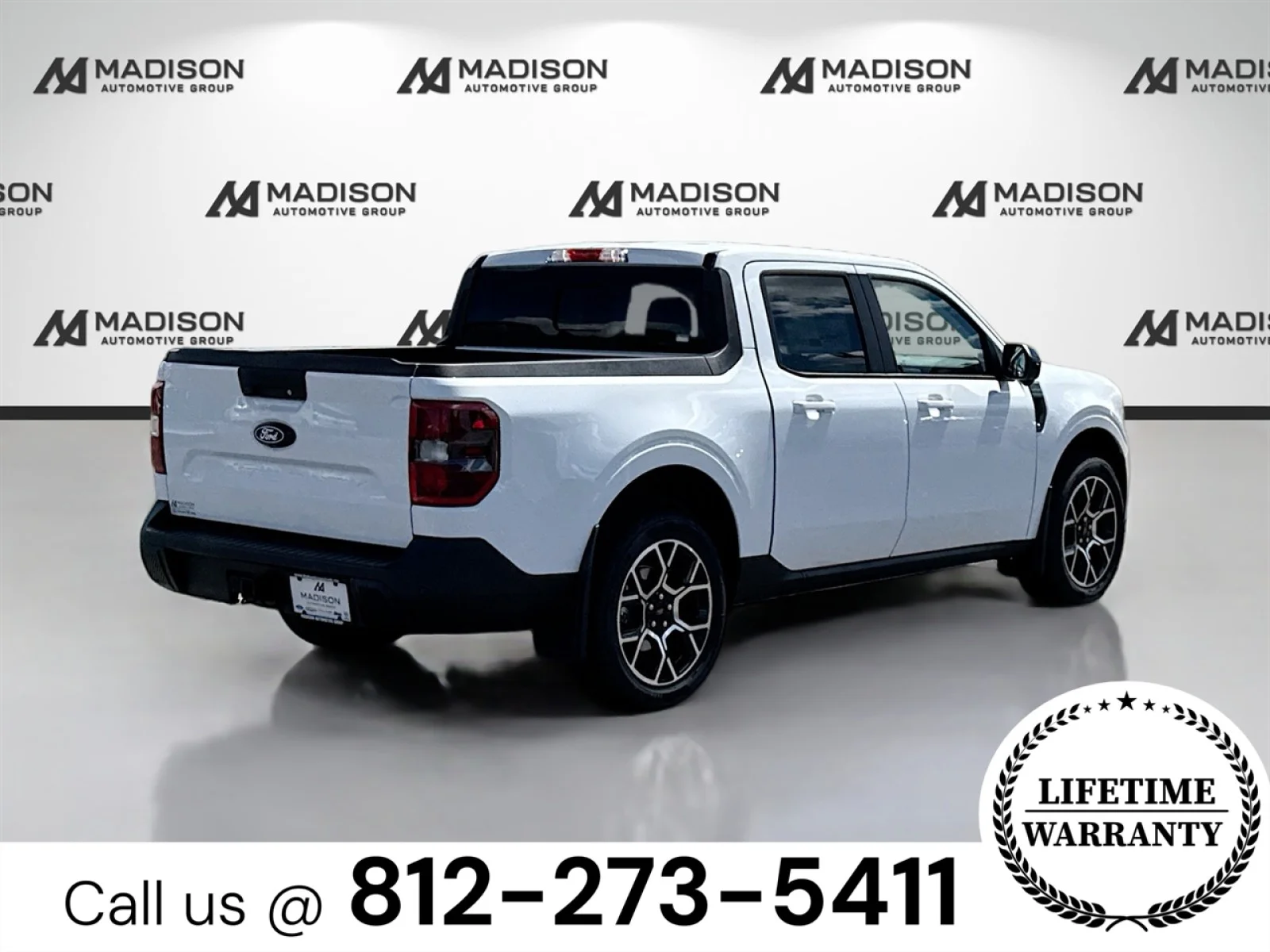 New 2026 Oxford White Ford Lariat® image 5