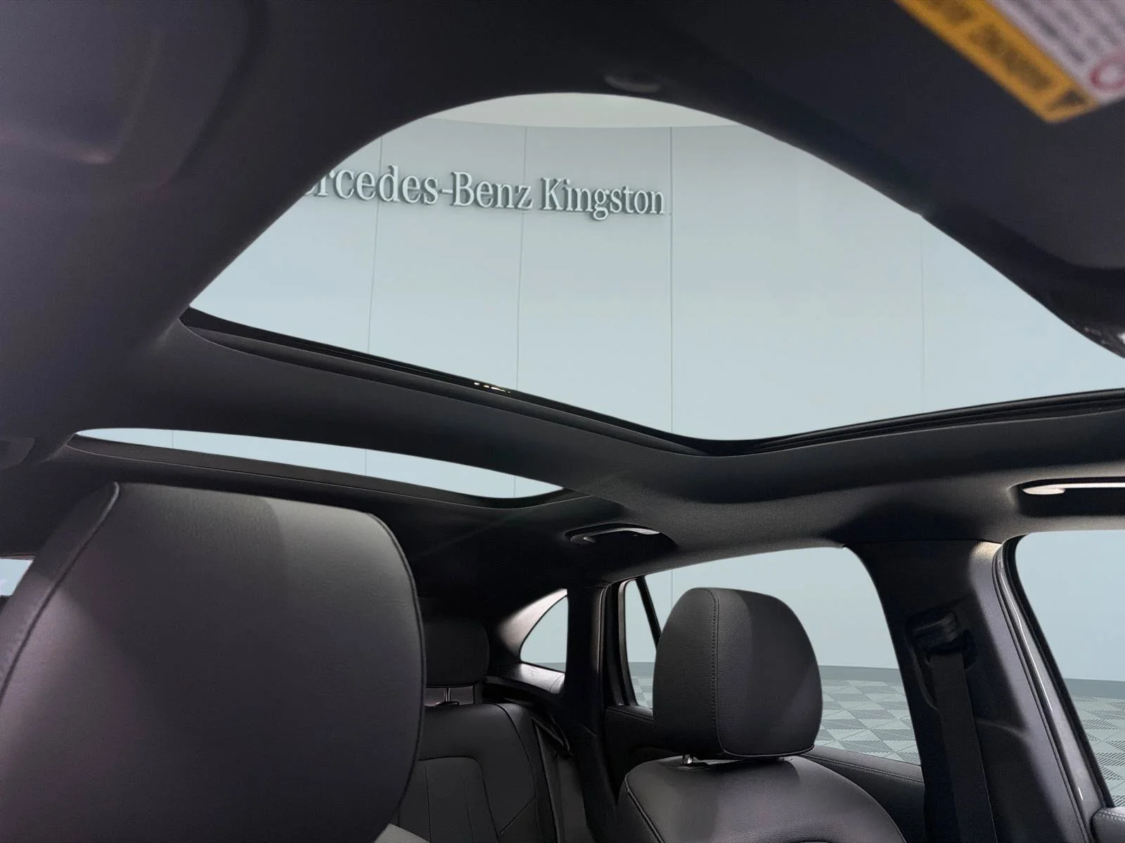 Used 2026 Grey Mercedes-Benz GLA 250 image 32