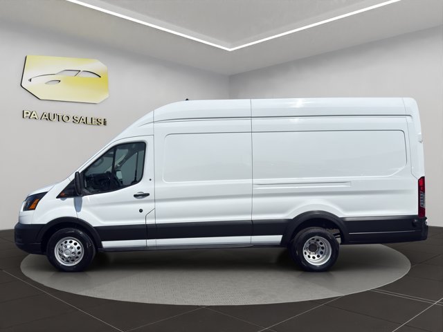 Used 2024 White Ford  image 4