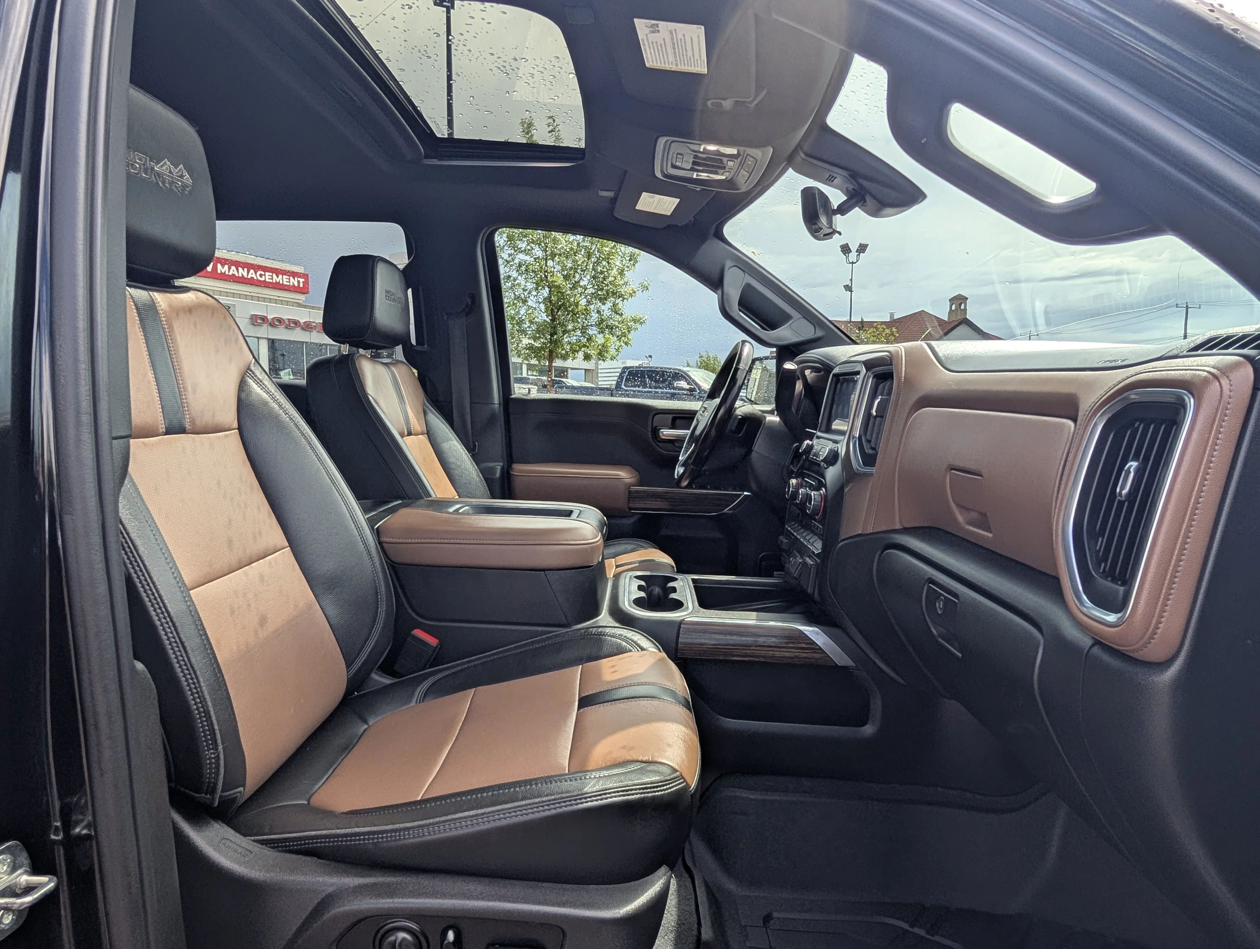 Used 2020 Black Chevrolet High Country image 24