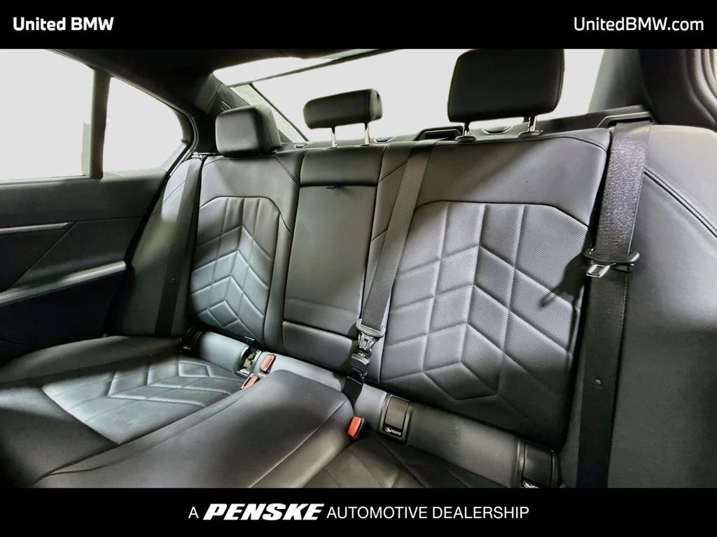 2026 BMW 5 Series 530i - Photo 20