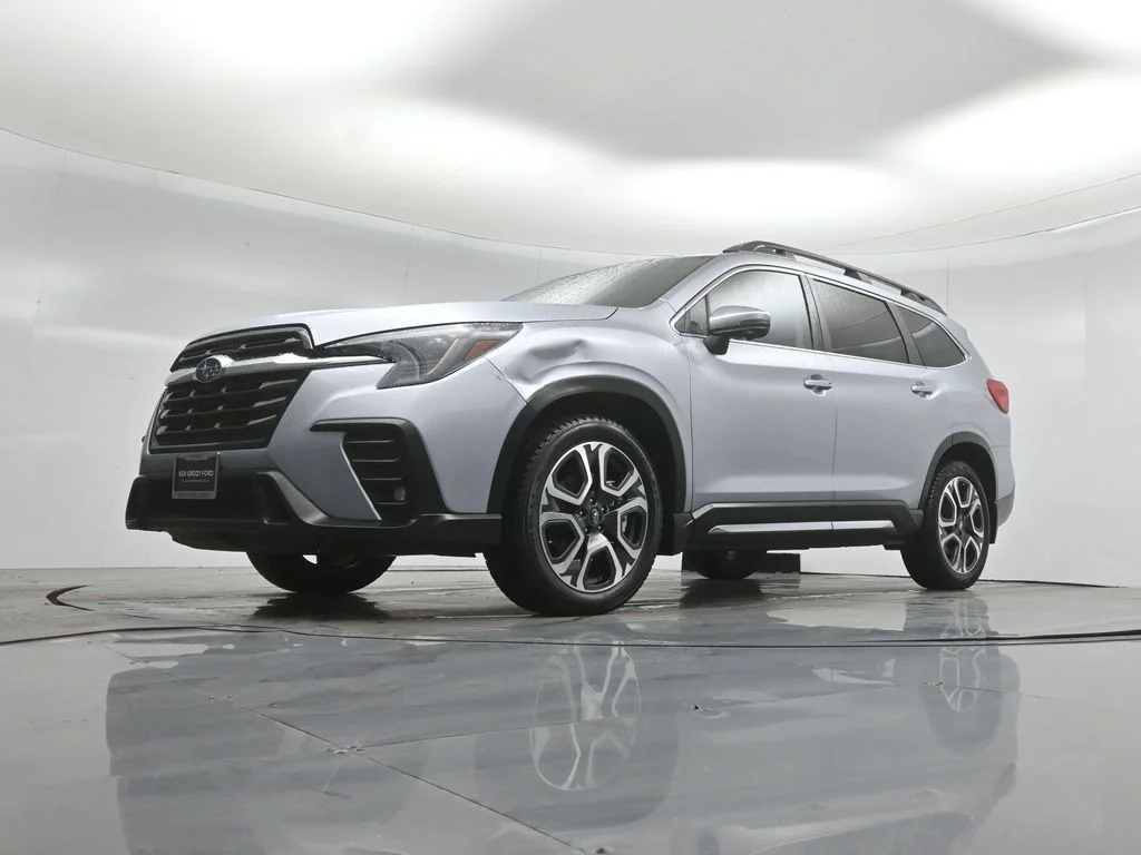Certified Used 2023 Silver Subaru Limited image 46