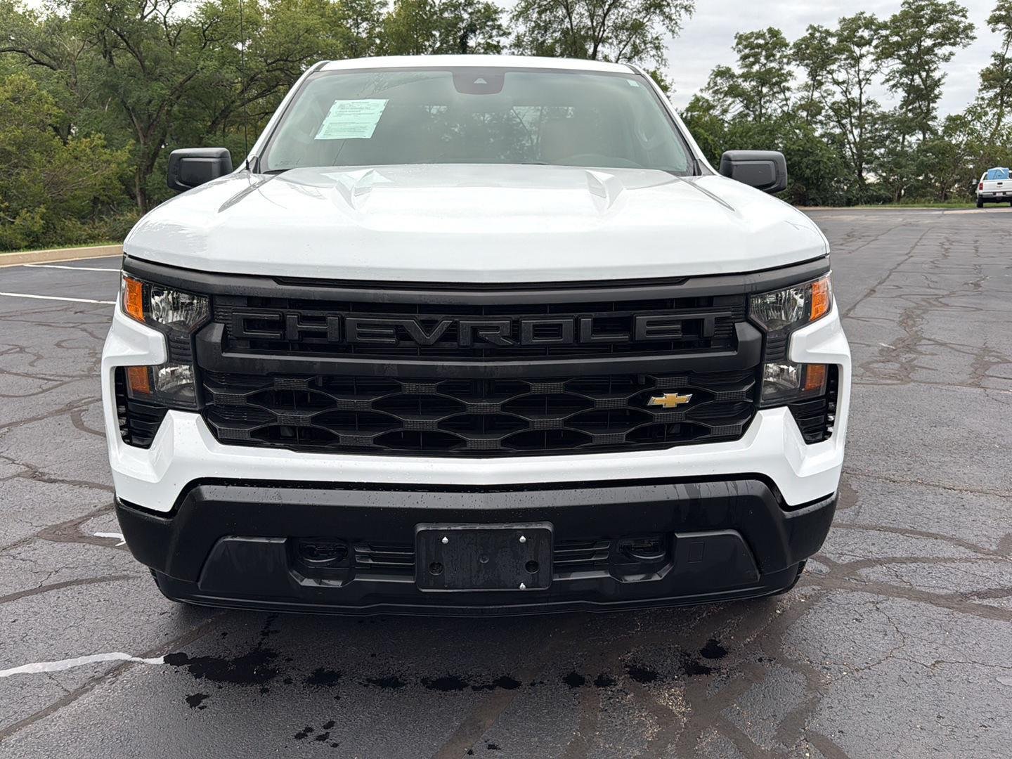 Used 2022 SUMMIT WHITE Chevrolet Work Truck image 7