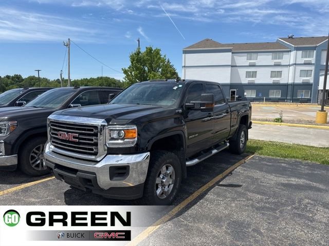 2016 GMC Sierra 4WD Crew Cab Standard Box SLE's photo