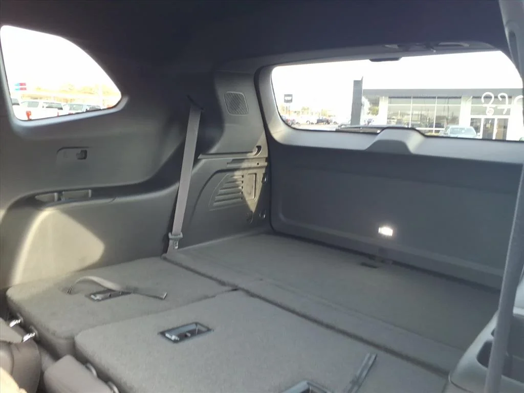2026 GMC Acadia Elevation - Photo 6
