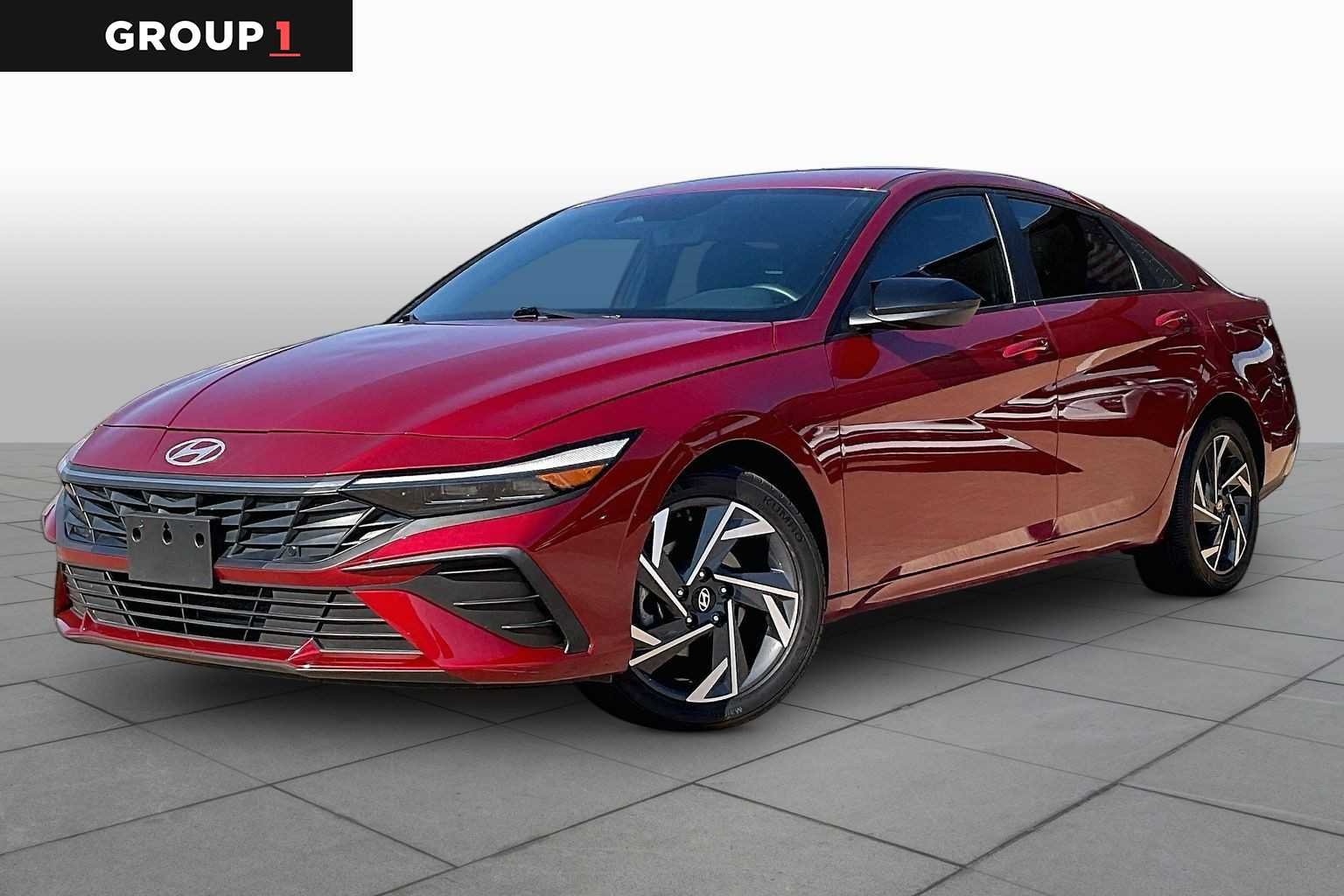 Pre-Owned 2025 Hyundai Elantra SEL Sport