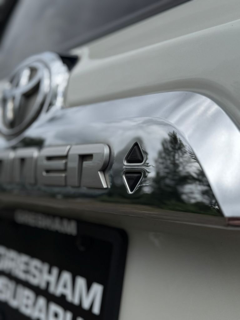 Used 2020 Blizzard Pearl Toyota Limited image 42