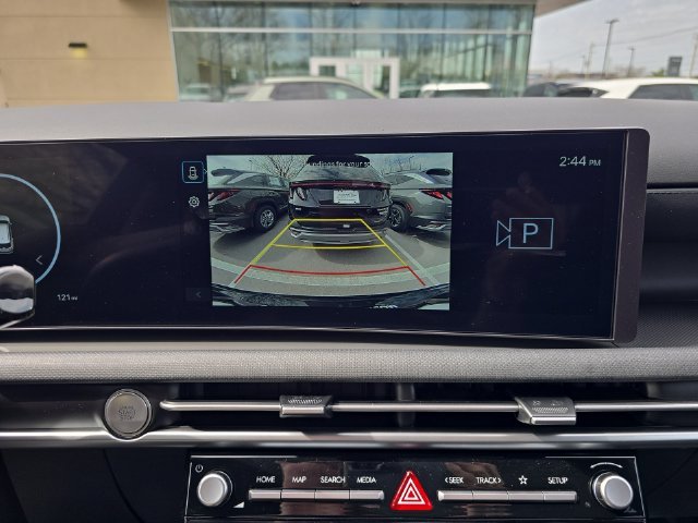 Used 2026 Black Hyundai SEL Premium image 17