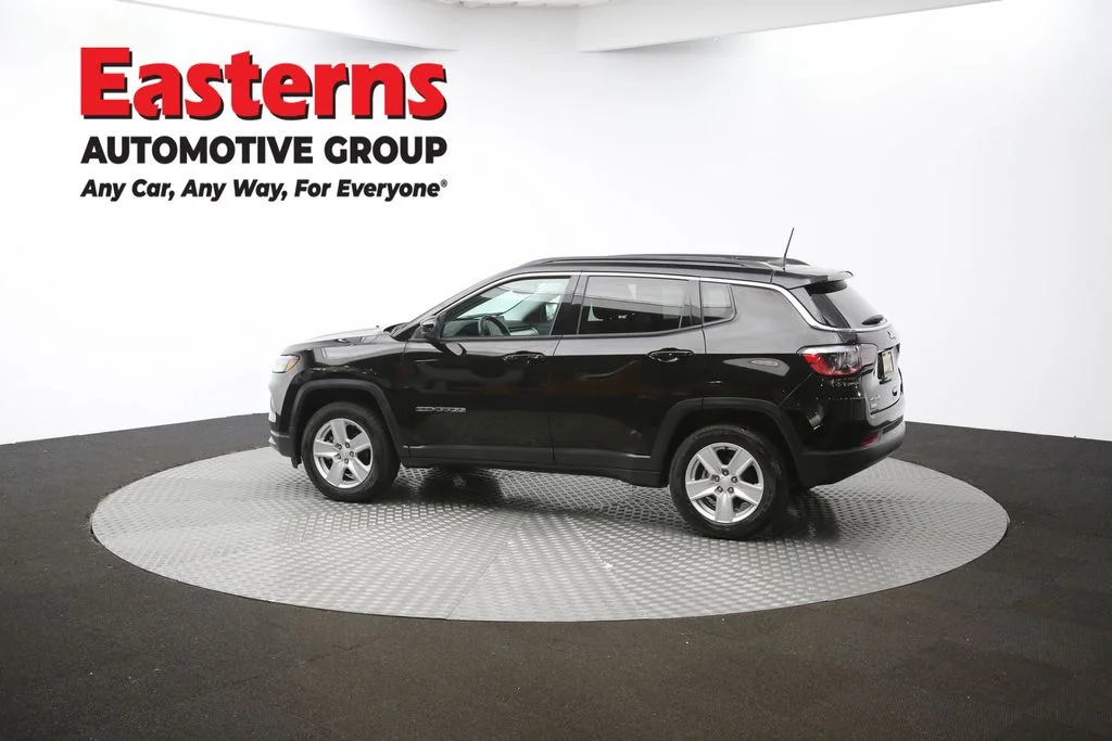 Used 2022 Black Jeep Latitude image 60