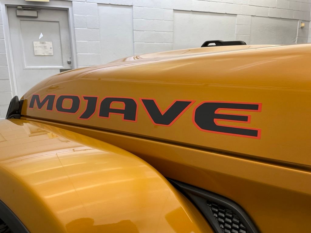 New 2026 Goldilocks Exterior Paint Jeep Mojave image 9