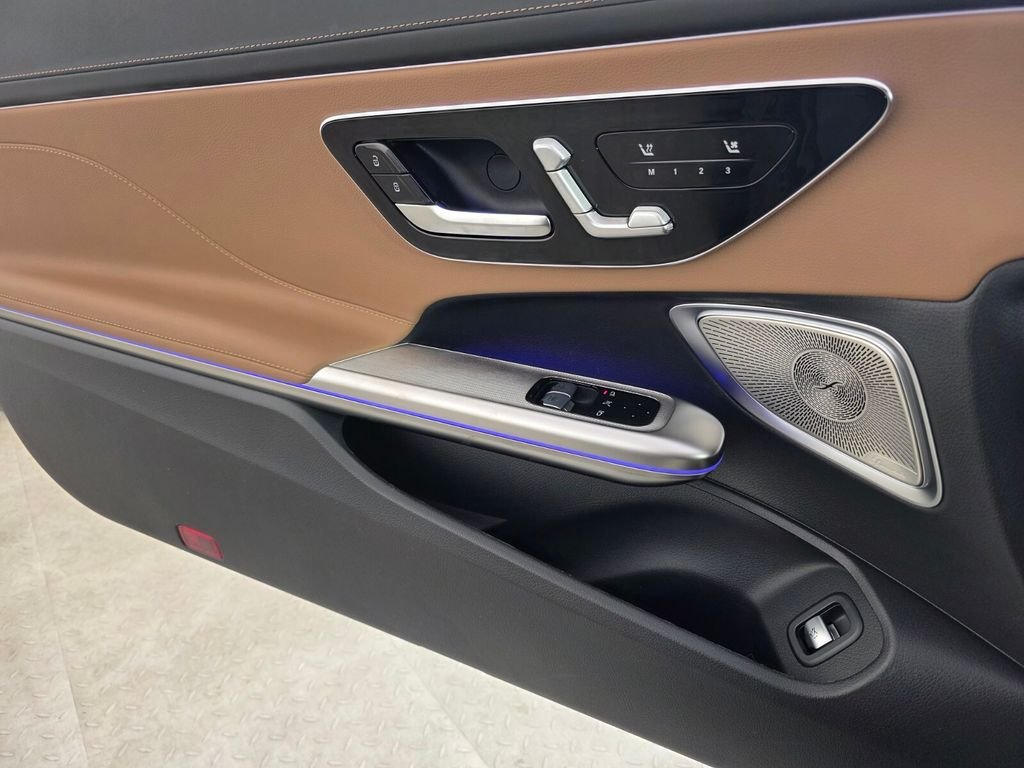 New 2027 Graphite Grey Metallic Mercedes-Benz CLE 300 image 16