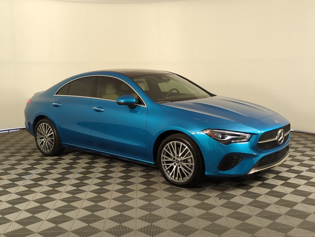 Used 2025  Mercedes-Benz CLA 250 image 9