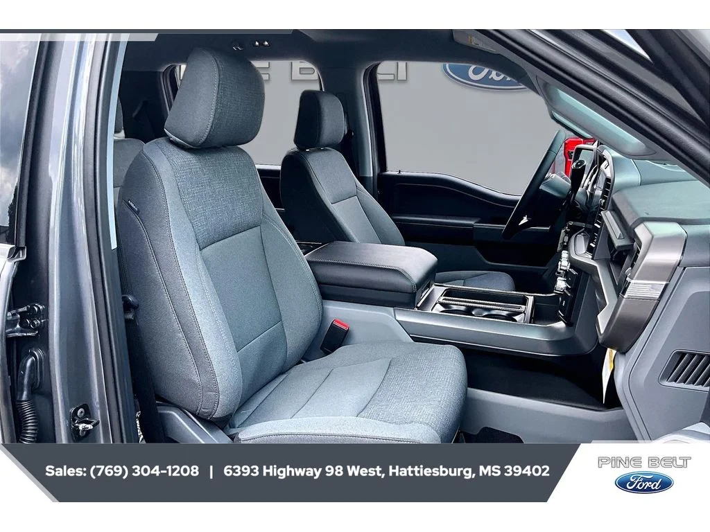 New 2026 Carbonized Gray Metallic Ford XLT image 6