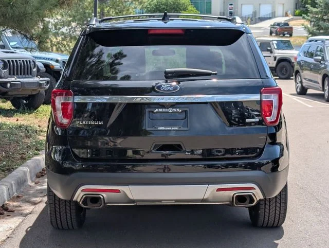 Used 2016 Shadow Black Ford Platinum image 4