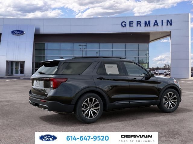 New 2027 Agate Black Metallic Ford ST-Line image 10