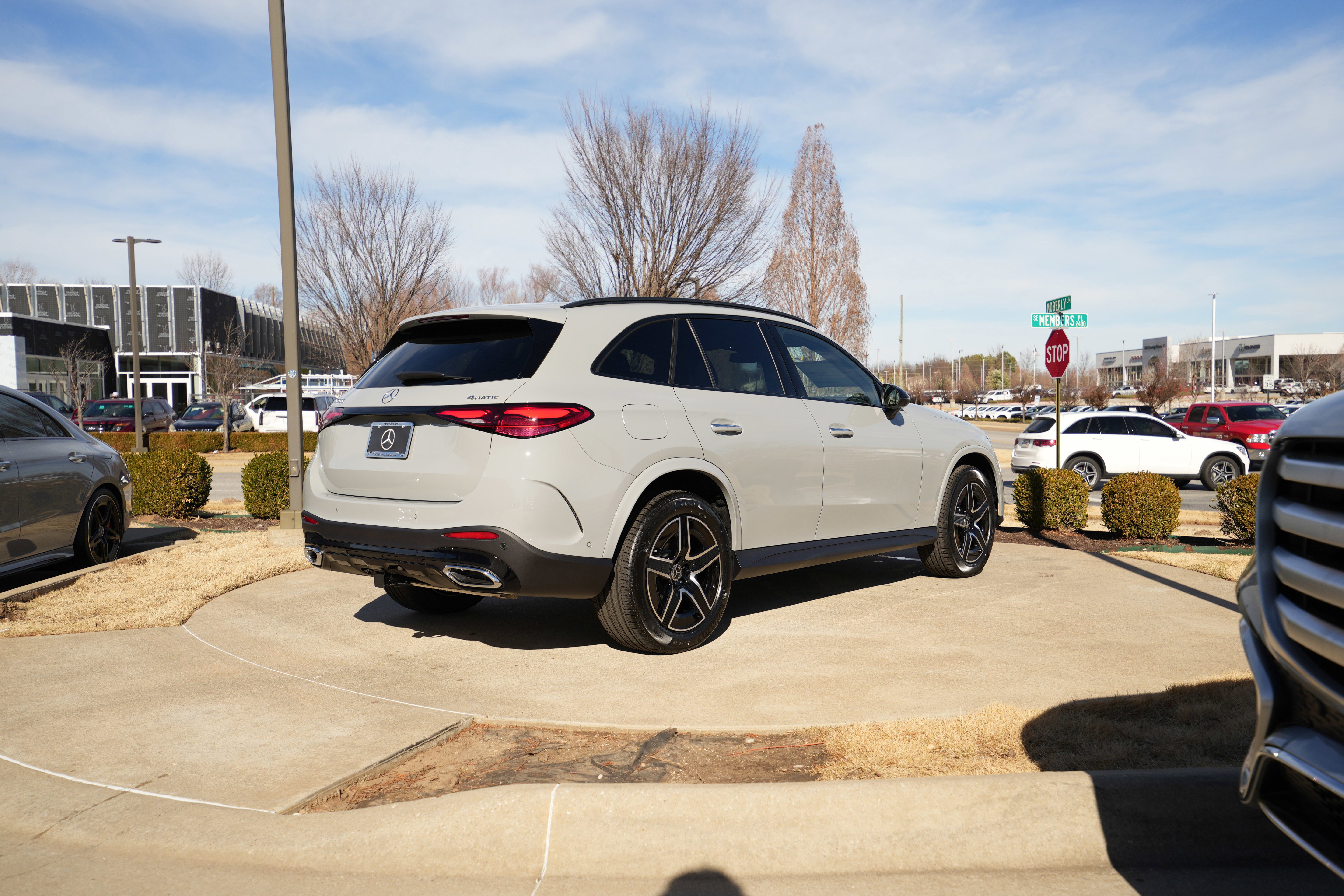 Certified Used 2026 MANUFAKTUR Alpine Gray Mercedes-Benz GLC 300 image 8