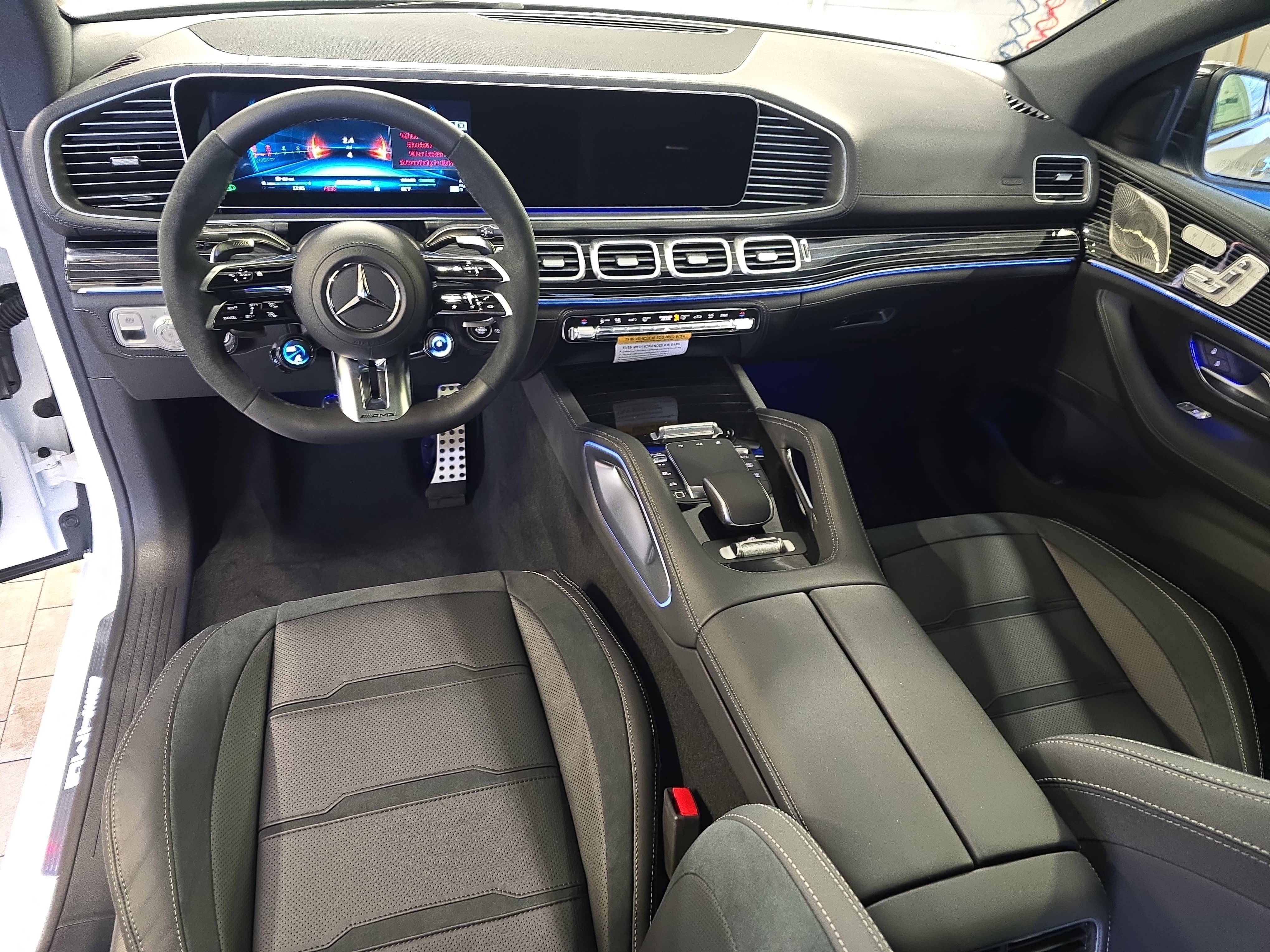 New 2026 MANUFAKTUR Moonlight White Metallic Mercedes-Benz AMG® GLE 53 4MATIC+ Coupe image 16