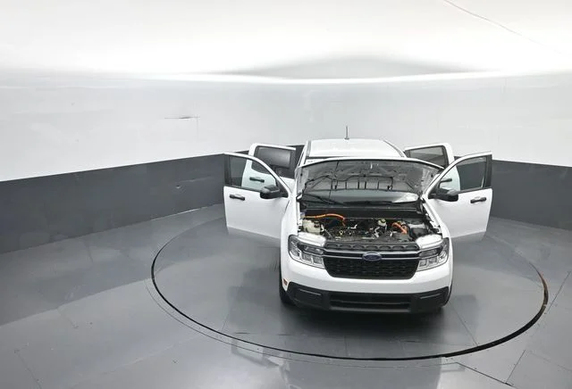 Used 2024 White Ford XLT image 42