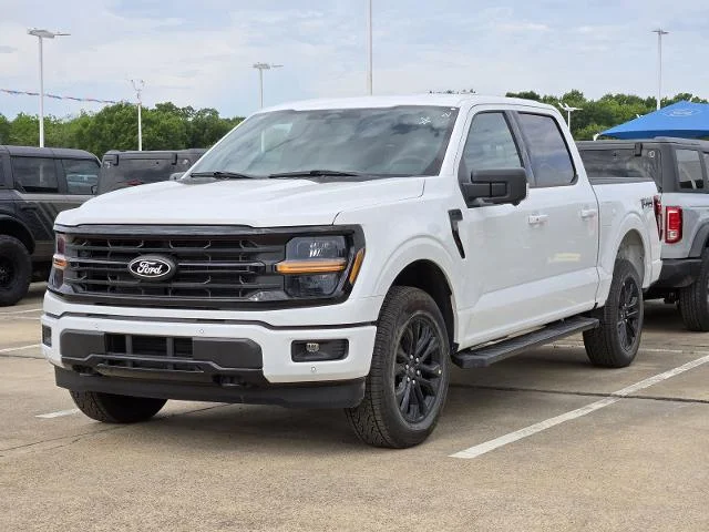 New 2026 Oxford White Ford XLT image 22