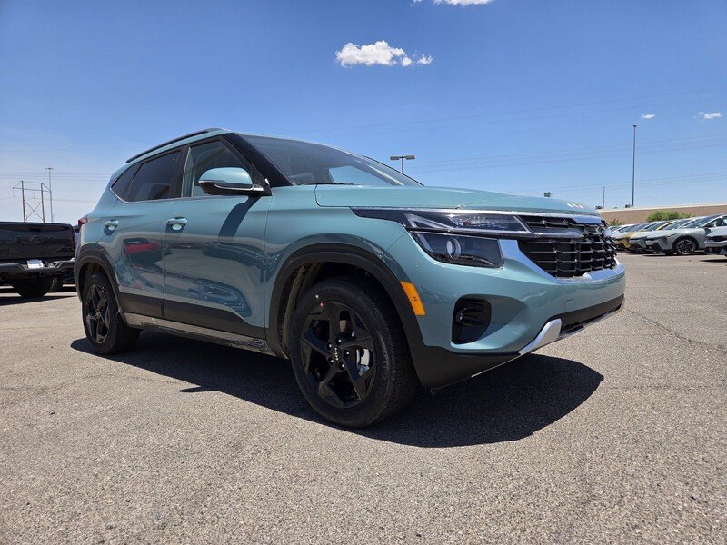 New 2026 Pluton Blue Kia EX image 2