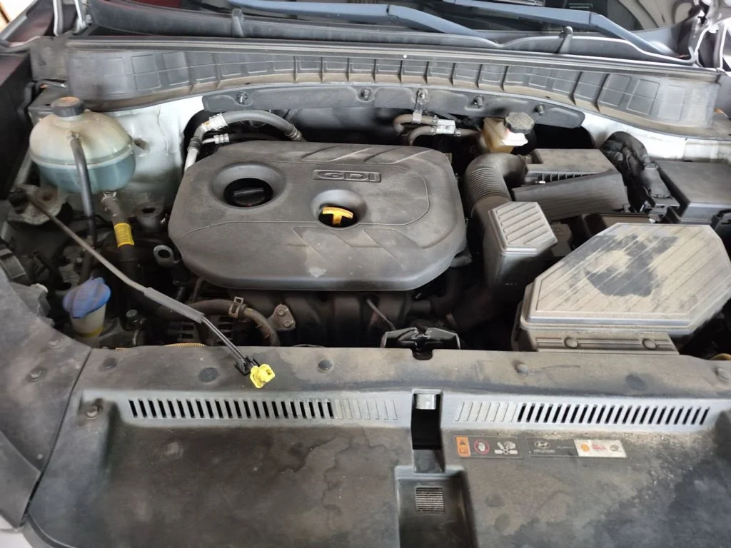 Used 2018 Silver Hyundai SEL image 5