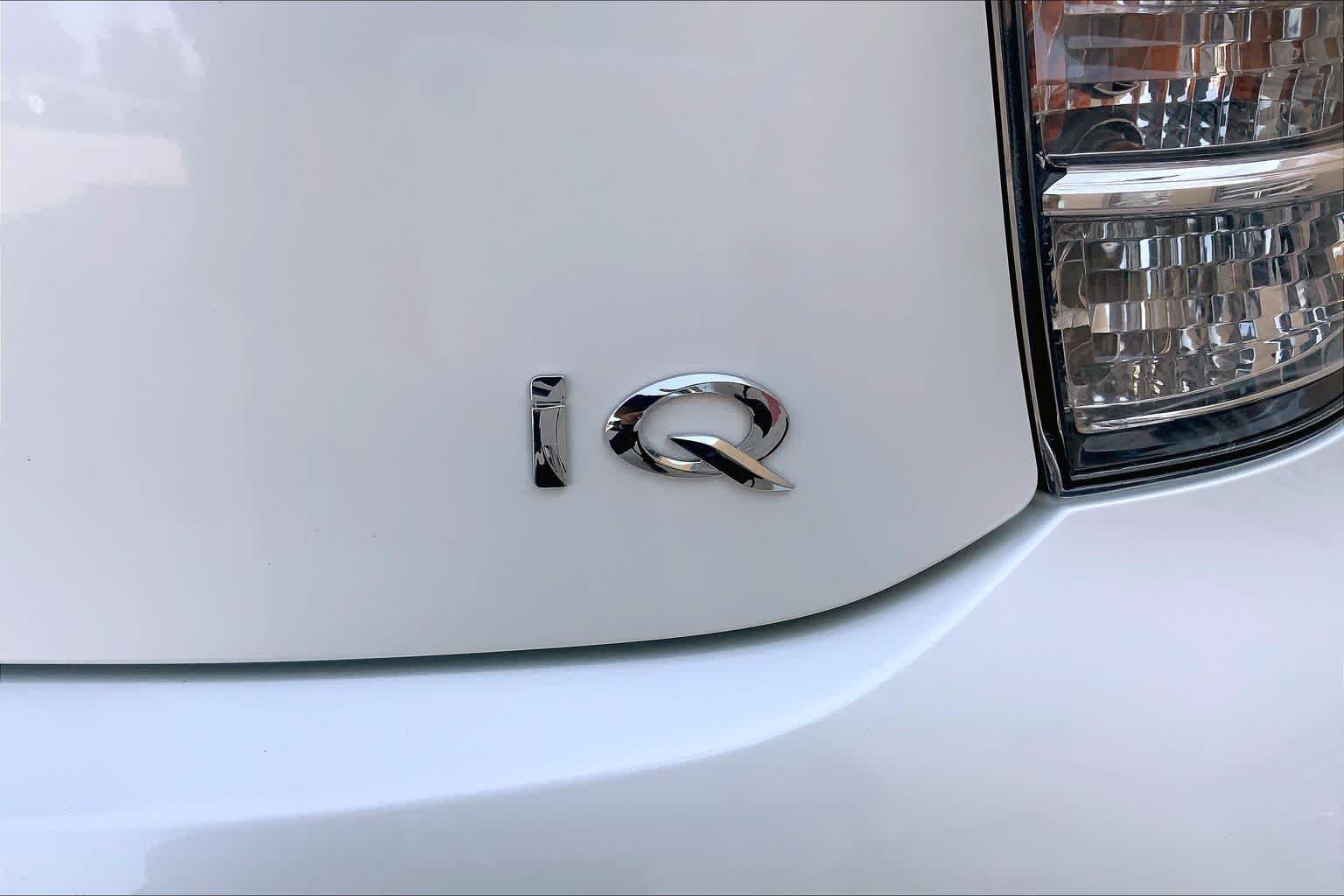 Used 2012 Blizzard Pearl Scion  image 9