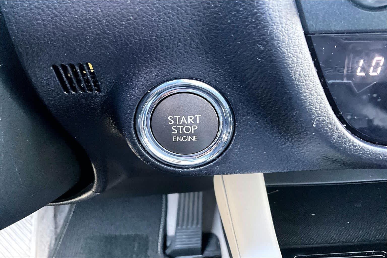 Used 2018 Silver Lining Metallic Lexus  image 33
