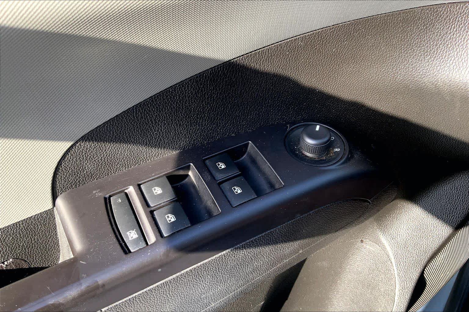 Used 2018 Arctic Blue Metallic Chevrolet LT image 34