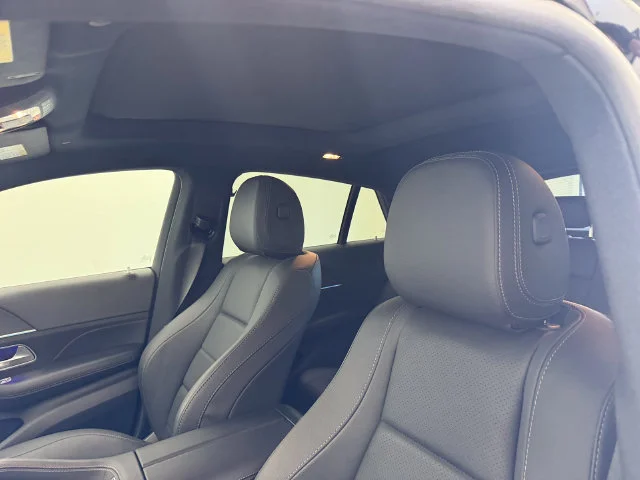 Certified Used 2025 Obsidian Black Metallic Mercedes-Benz GLE 450 image 5