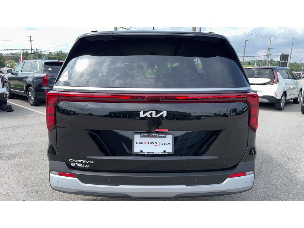 New 2026 Aurora Black Pearl Kia EX image 5