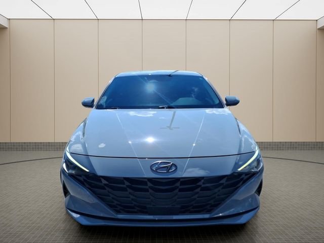 Used 2023 Gray Hyundai SEL image 4