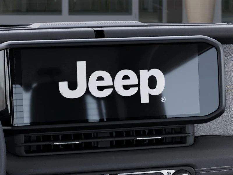 New 2026 Bright White Clear-Coat Exterior Paint Jeep Sahara image 18