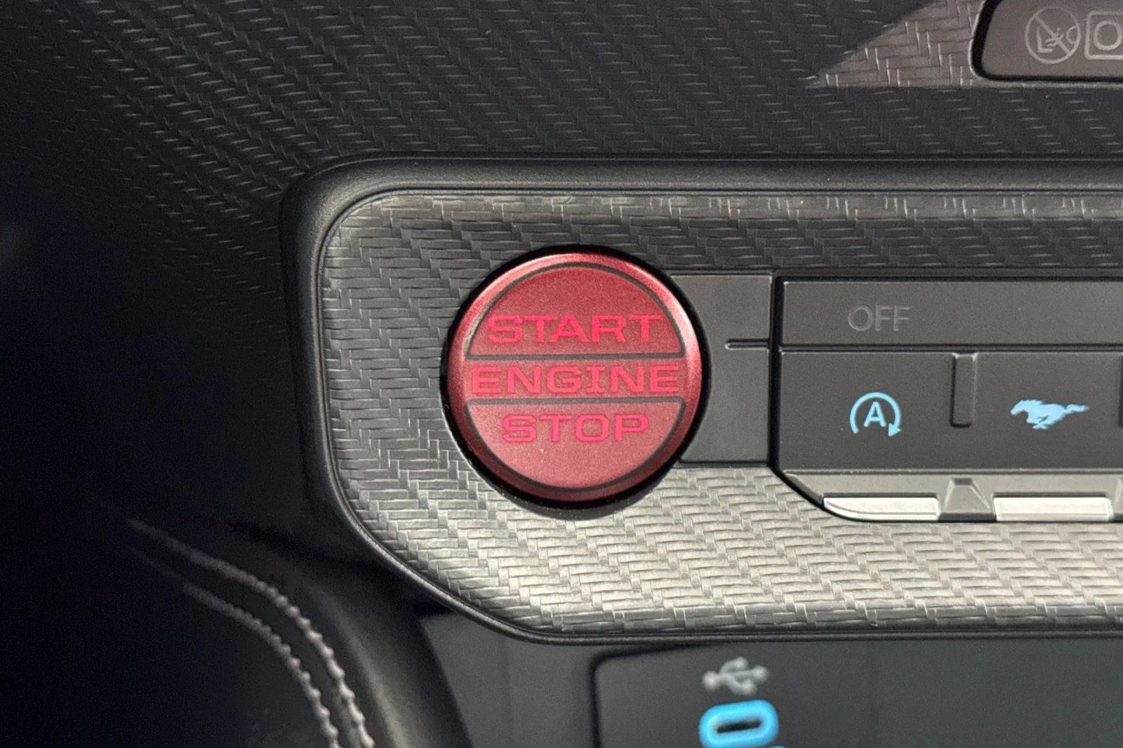 2025 Ford Mustang GT Premium Fastback - Photo 18