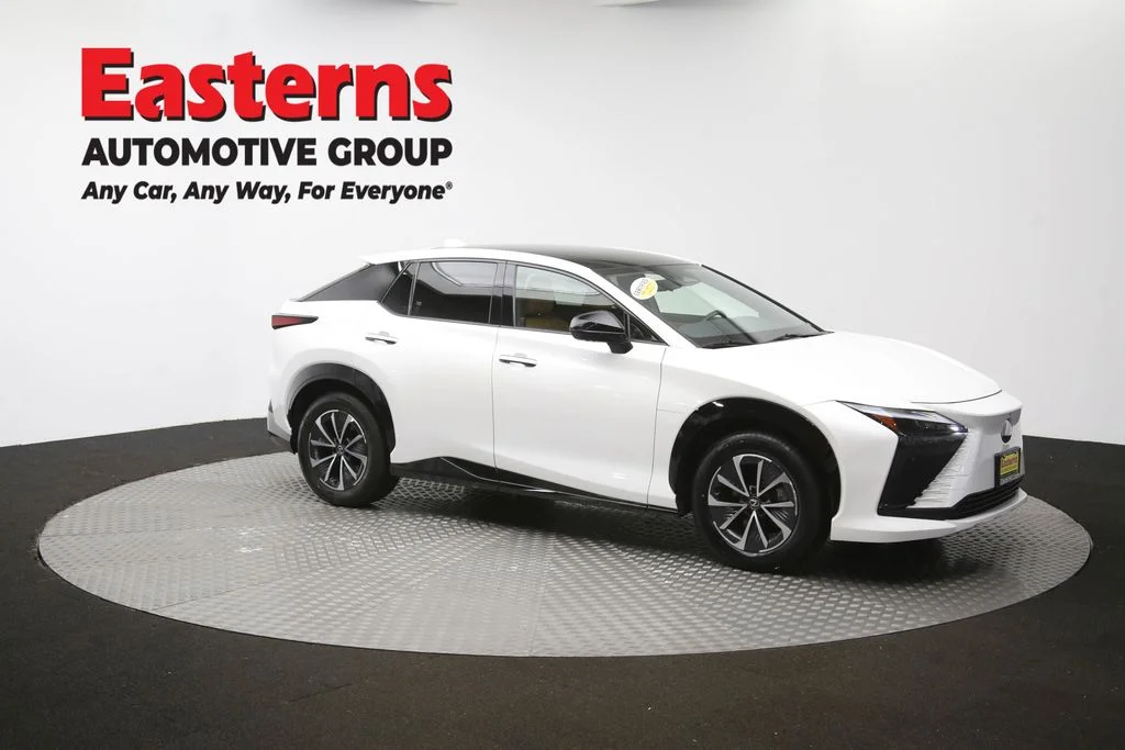 Used 2023 White Lexus 450e Premium image 49