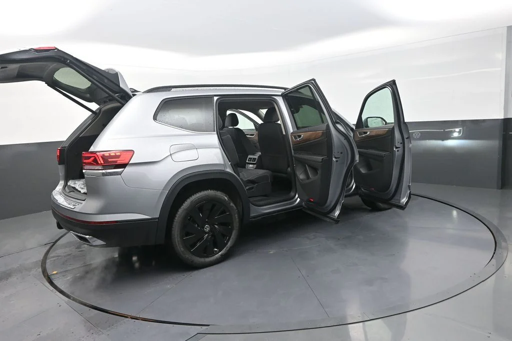 New 2026  Volkswagen 2.0T SE w/Technology image 36