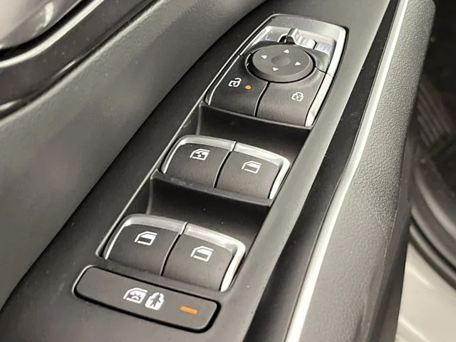 New 2026 Wolf Gray Kia S image 13