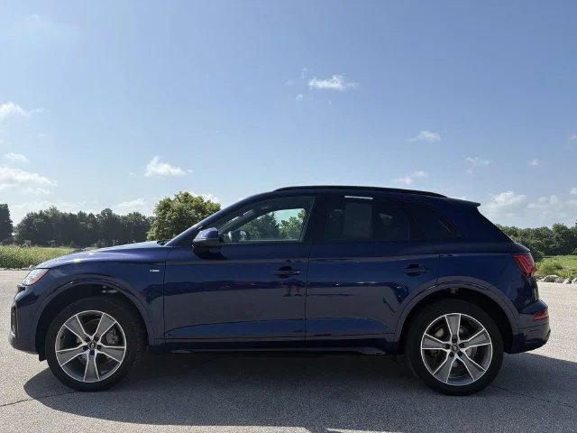 Used 2025 Blue Audi  image 20