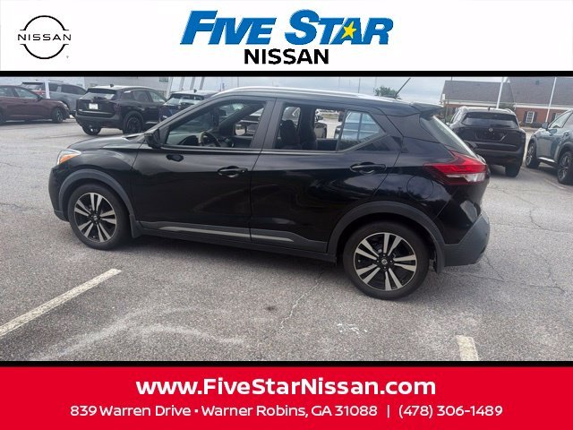 Used 2020 Black Nissan SR image 19